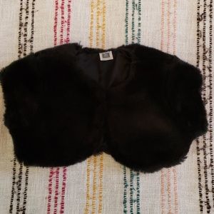 Carters faux fur cropped vest with sleeves